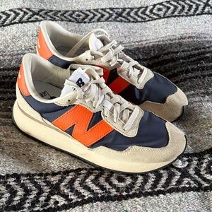 New Balance 237 W9 / M7.5